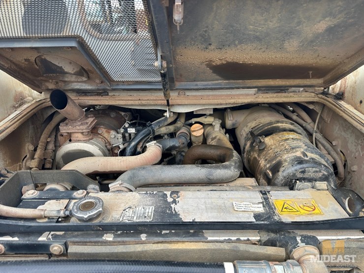 takeuchi-tl12-image-18