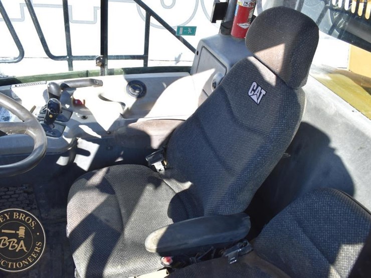 2014-caterpillar-730c-image-41