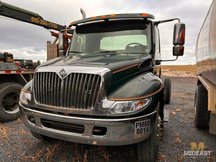 international-durastar-4300-image-1