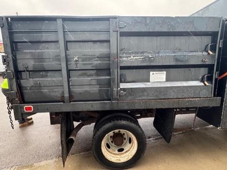 ford-f550-xl-image-11