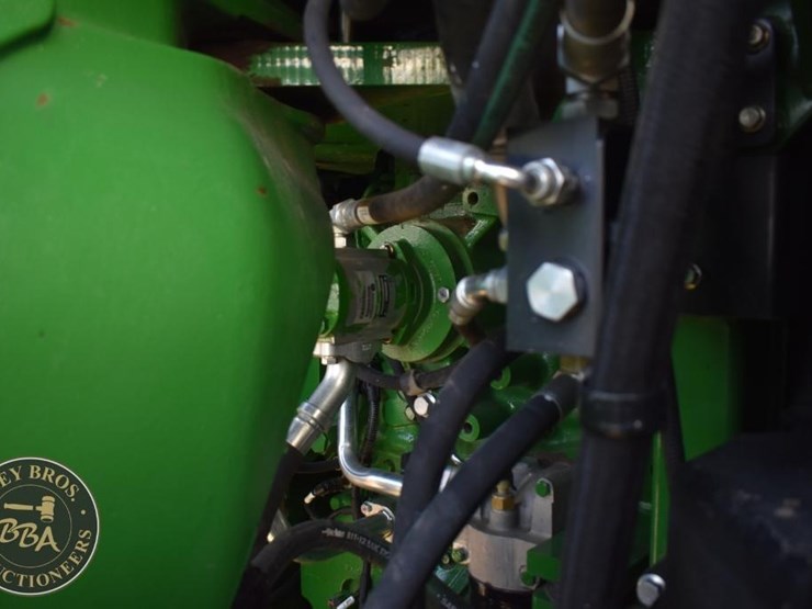 john-deere-9560r-image-35