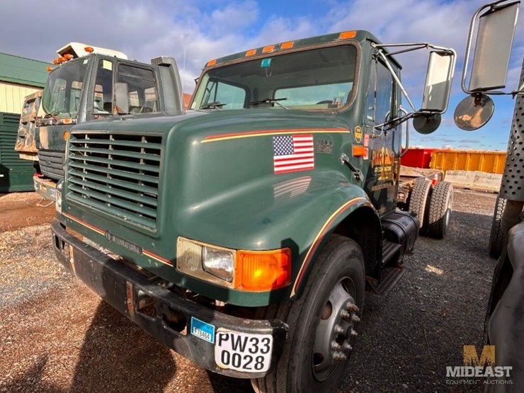 international-4900-image-1