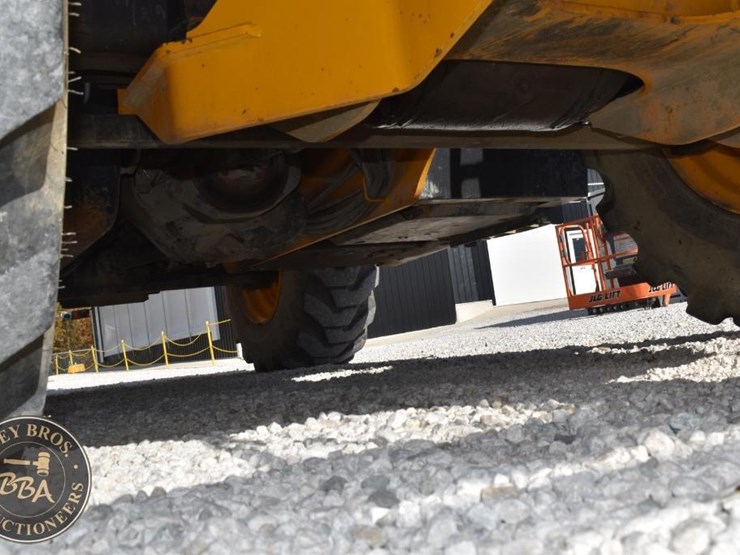 2018-jcb-512-56-image-26