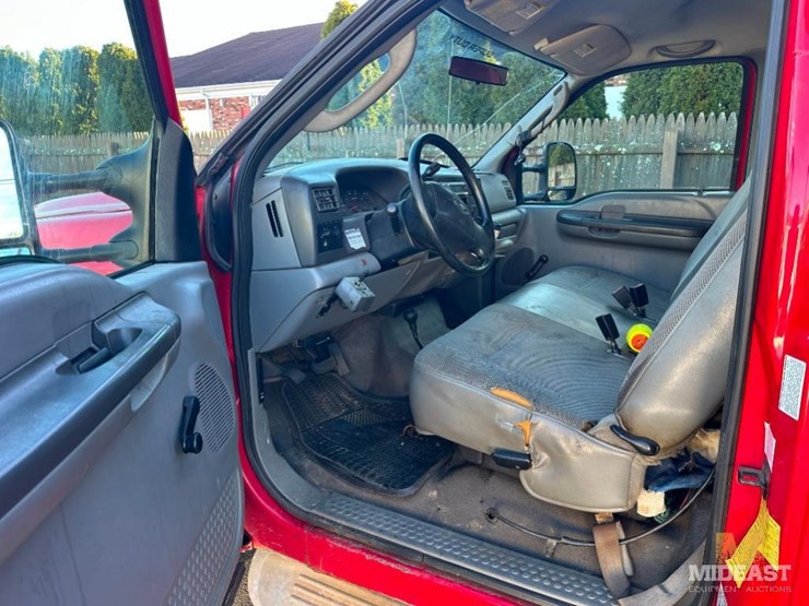 ford-f450-xl-image-10