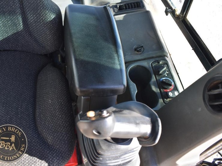 caterpillar-d6k2-lgp-image-29