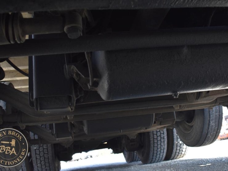 1997-mack-rd688s-image-41