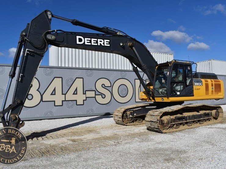 deere-380g-lc-image-25