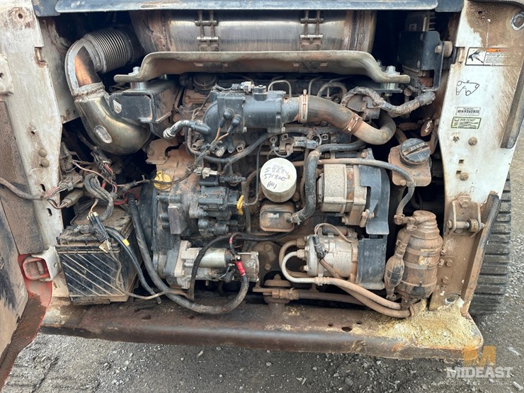 2017-bobcat-t870-image-15