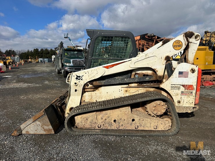 2017-bobcat-t870-image-3