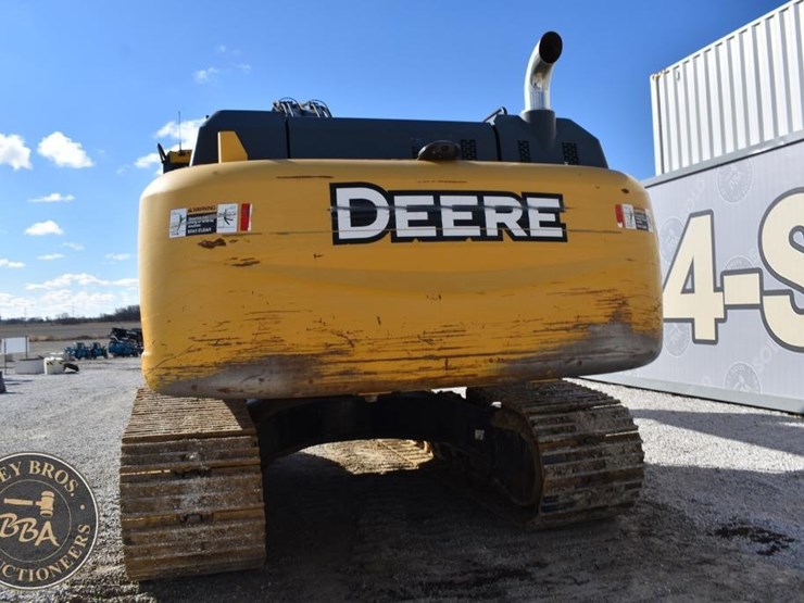 deere-380g-lc-image-35
