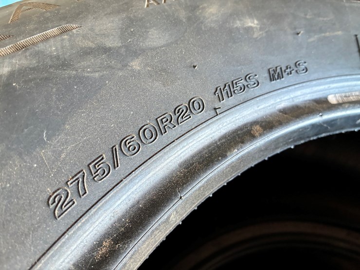 #17158-•-4-275/60r20-implement-tires-image-2