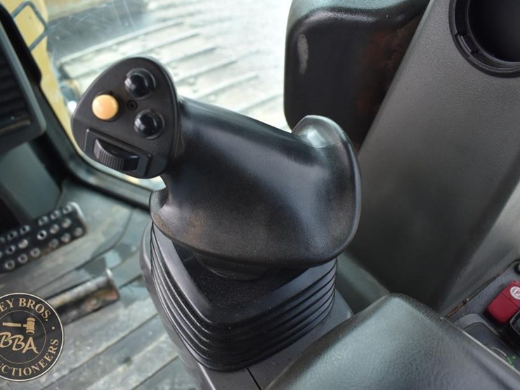 caterpillar-d6k2-lgp-image-64