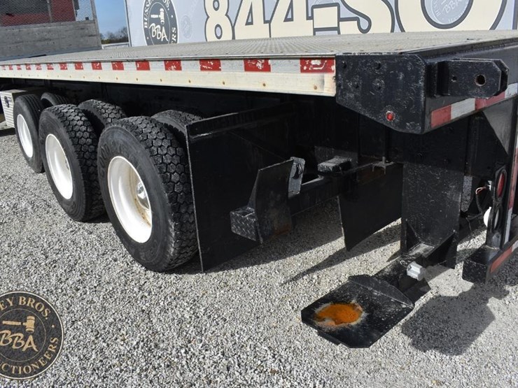 kenworth-t800-image-16