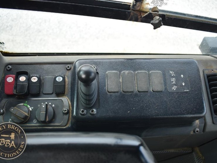 caterpillar-d6k2-lgp-image-63