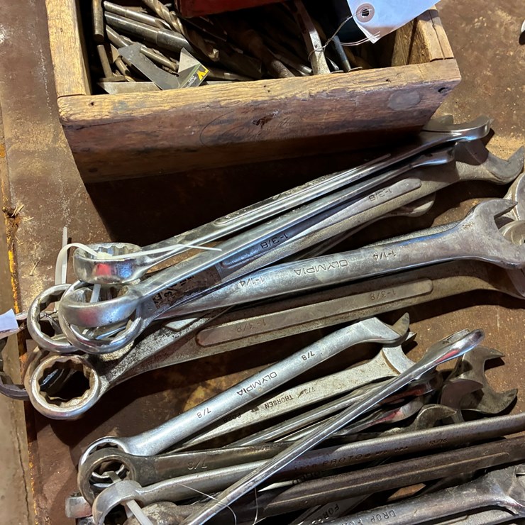 #17232 • End Wrenches