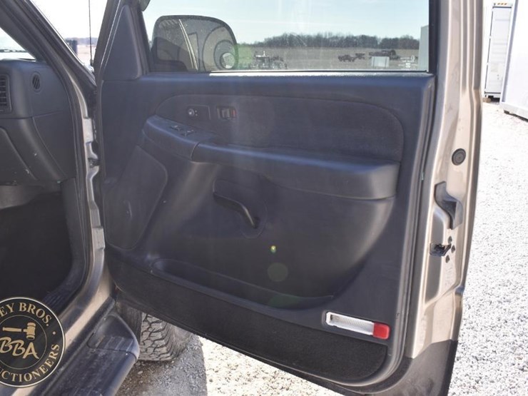 chevrolet-silverado-1500-image-25