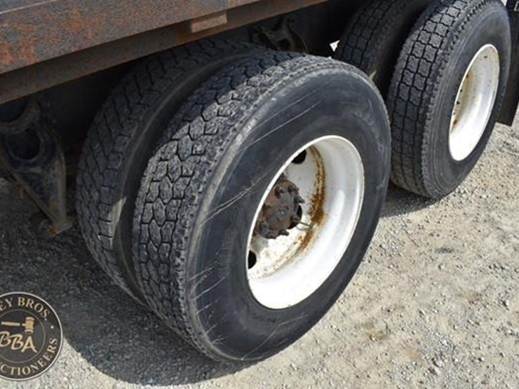 international-durastar-4400-image-32