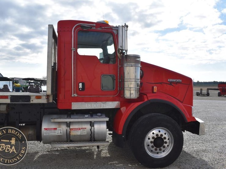 kenworth-t800-image-25
