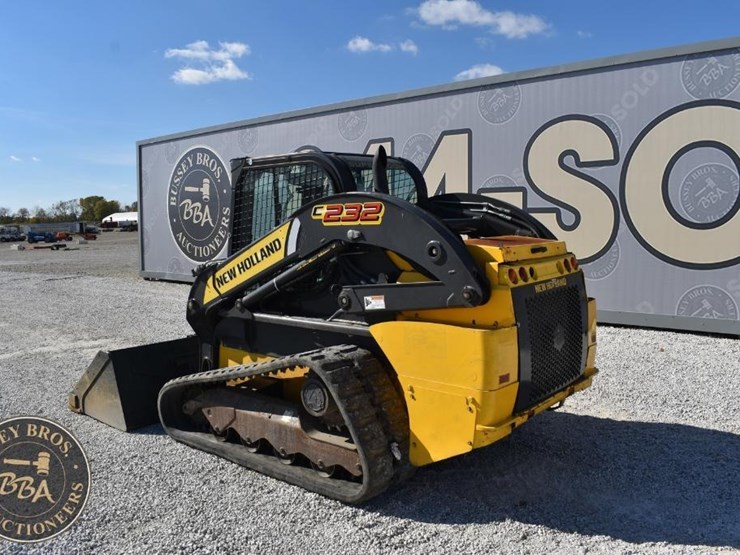 new-holland-c232-image-3