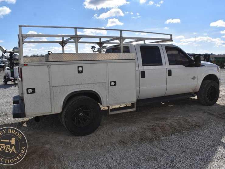 ford-f350-xlt-image-4