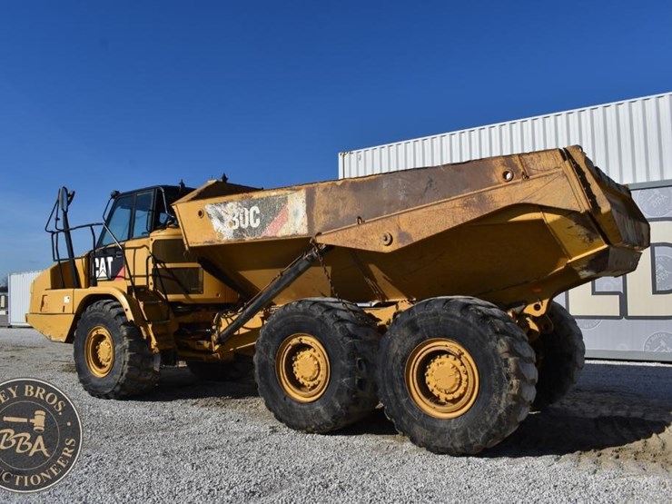 2014-caterpillar-730c-image-13