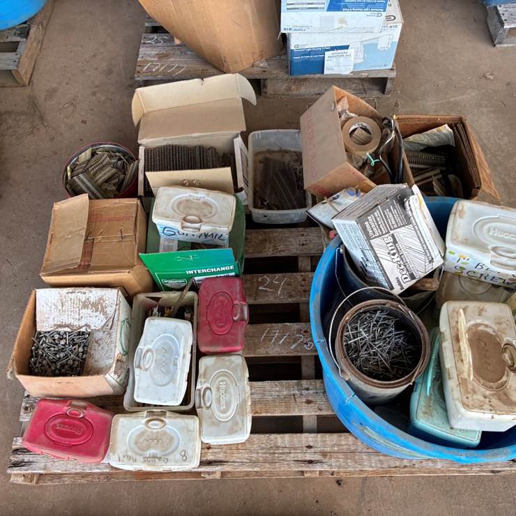 #17176 • Misc. Screws and Nails