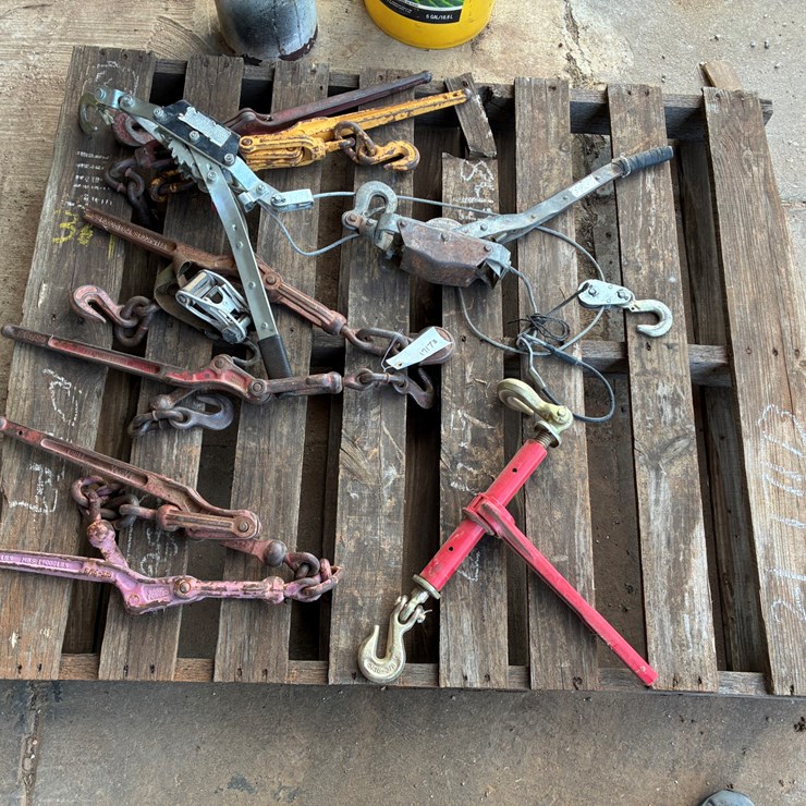 #17173 • Boomers and Come Alongs