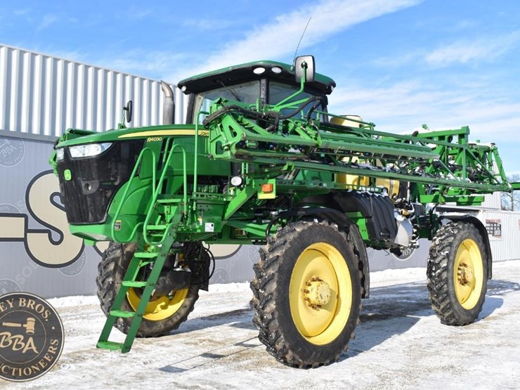 john-deere-r4030-image-2