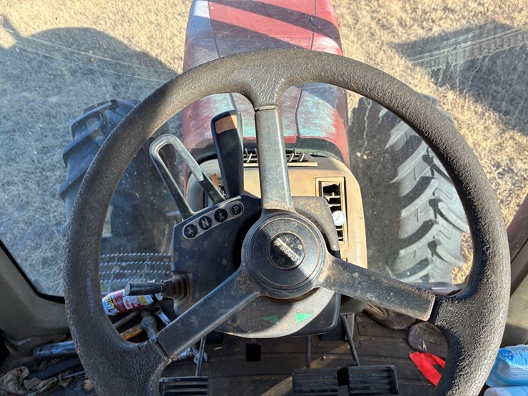 case-ih-210-image-17