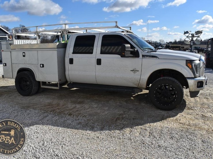 ford-f350-xlt-image-24