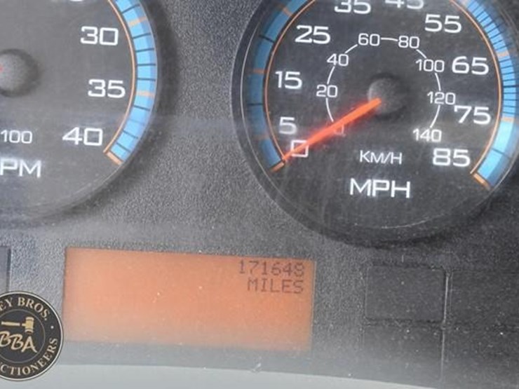 international-durastar-4400-image-56