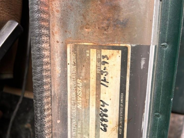 international-4900-image-19