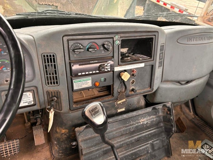 international-durastar-4300-image-17