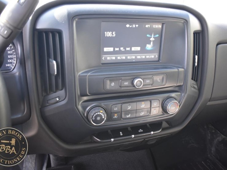 chevrolet-silverado-1500-image-25