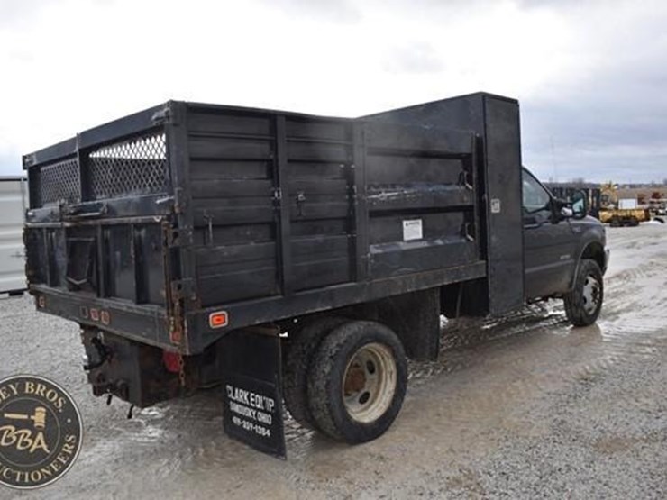 ford-f550-xl-image-18