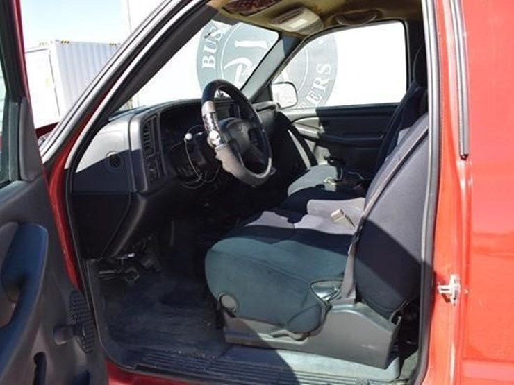 chevrolet-silverado-1500-image-9