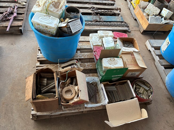 #17176-•-misc.-screws-and-nails-image-3