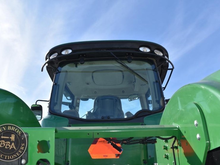 john-deere-9560r-image-32