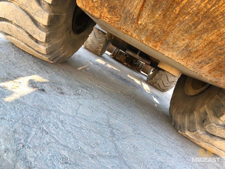 caterpillar-966g-image-13