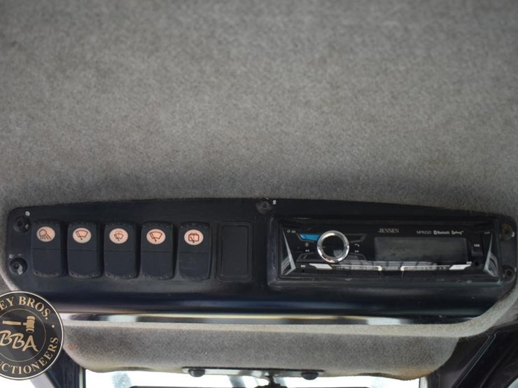 caterpillar-d6k2-lgp-image-67