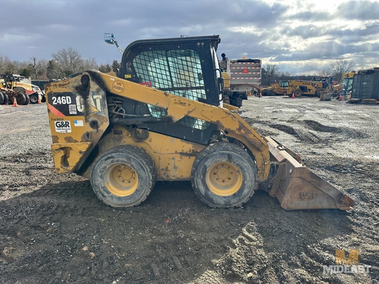 caterpillar-246d-image-7