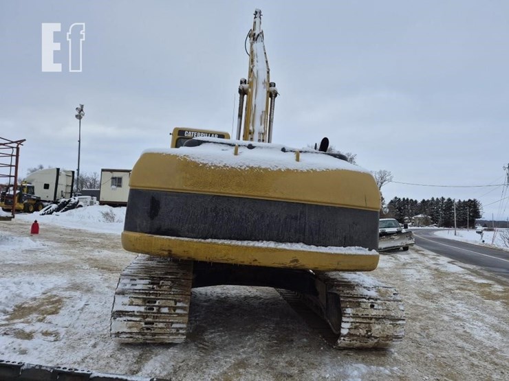 caterpillar-322c-image-10