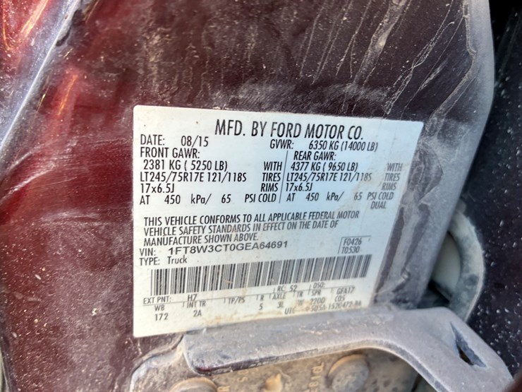 2015-ford-f350-xlt-image-12