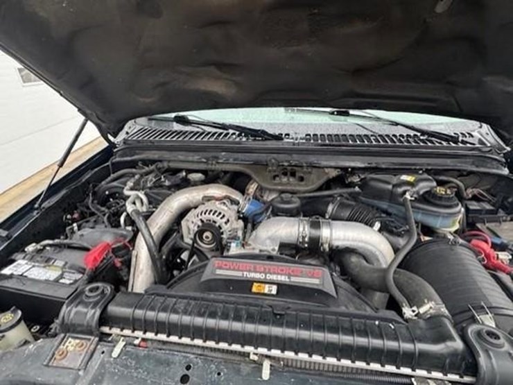 ford-f550-xl-image-10