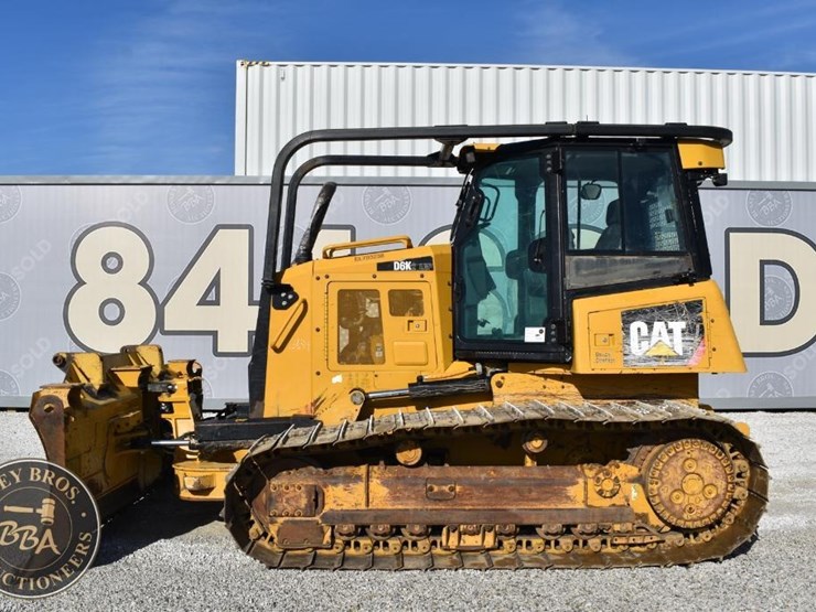 caterpillar-d6k2-lgp-image-2