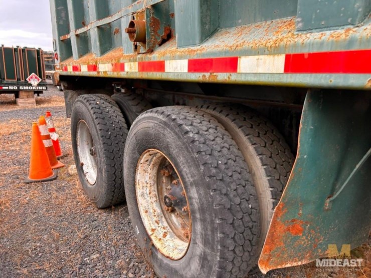 1985-mack-rd686s-image-11