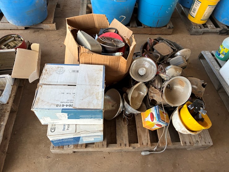 #17177-•-misc.-lights-and-heat-lamps-image-2