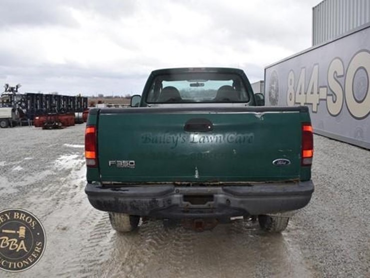 ford-f350-xl-image-22