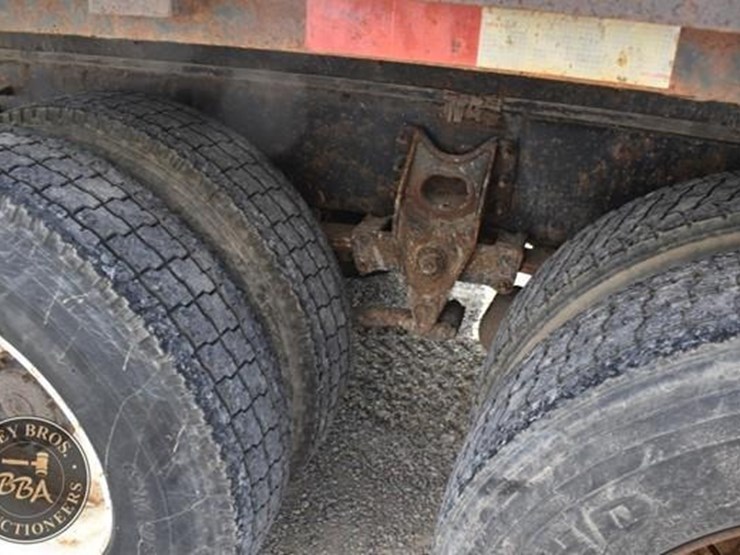 international-durastar-4400-image-44