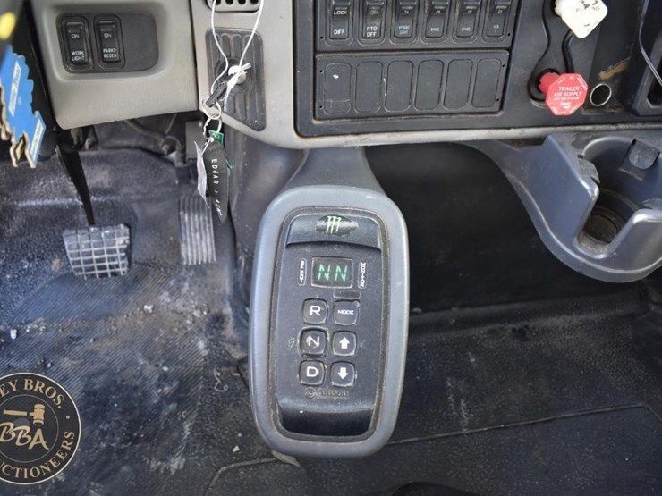 international-durastar-4300-image-30